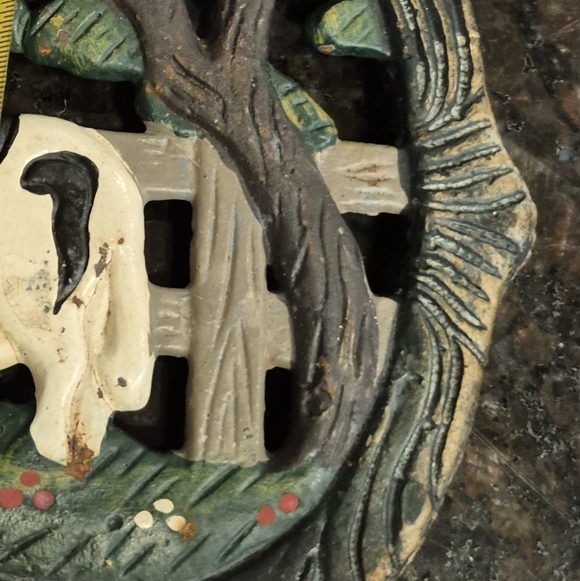 Vintage Cast Iron Trivet - Picture 15 of 17